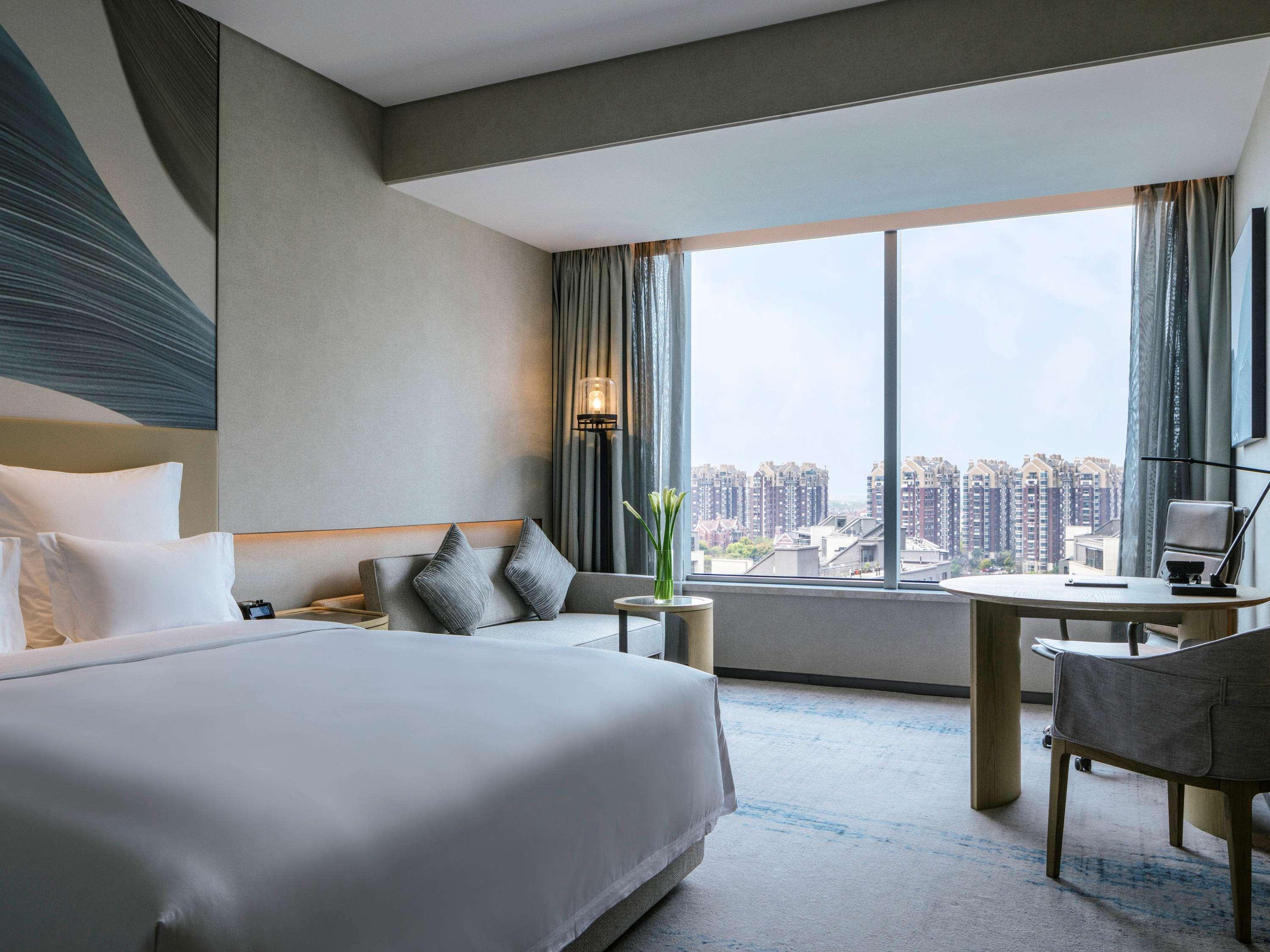Pullman Qingpu Excellence Hotel 5*
